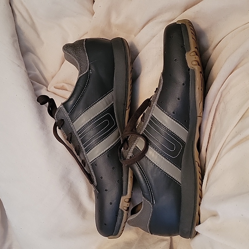 EUC Unlisted brown mens sneakers